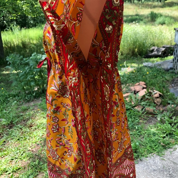 World*SOLD*Market - Picture 5 of 7